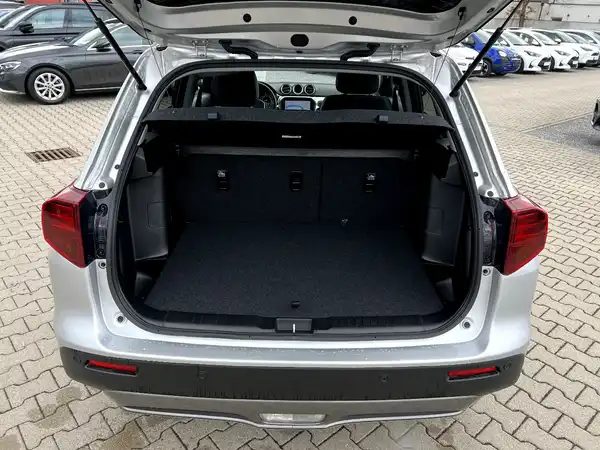 SUZUKI VITARA (7/26)