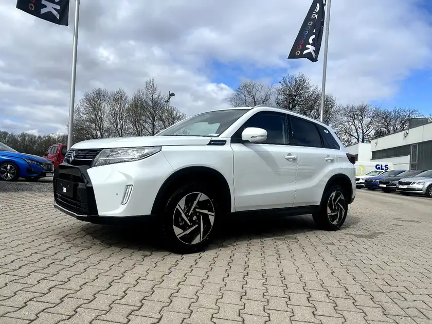 SUZUKI VITARA (1/27)