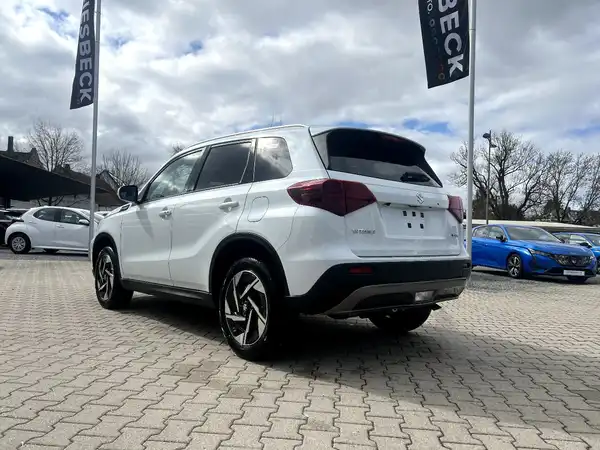 SUZUKI VITARA (2/27)