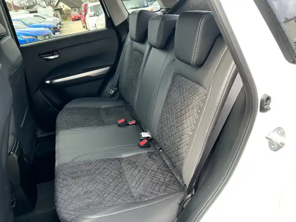 SUZUKI VITARA (13/27)