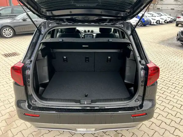 SUZUKI VITARA (7/27)