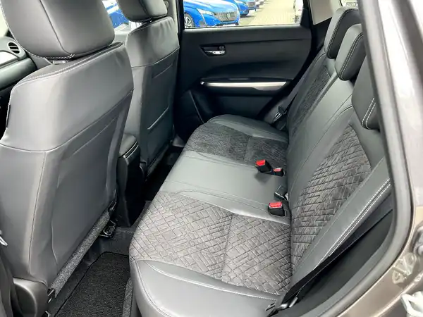 SUZUKI VITARA (12/26)