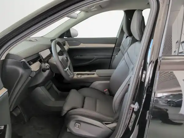 VOLVO EX90 (6/17)