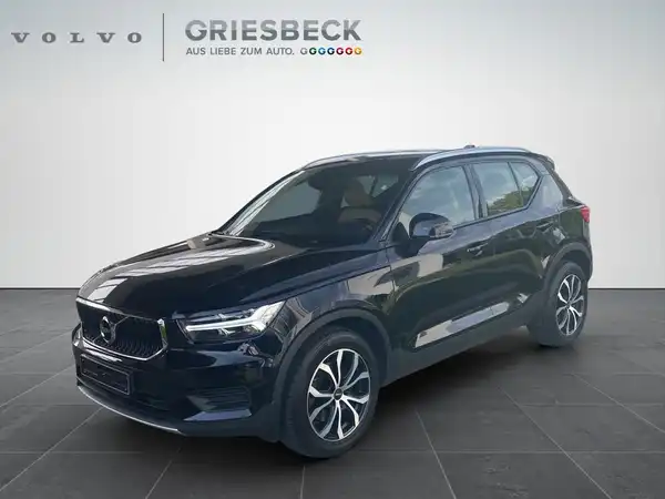 VOLVO C40 (1/22)