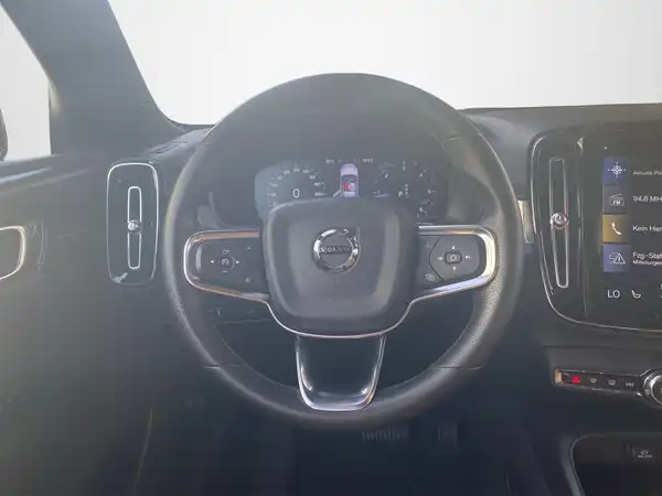 VOLVO C40 (10/22)