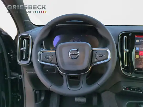 VOLVO C40 (12/18)