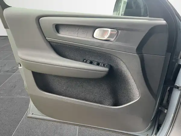 VOLVO C40 (17/20)