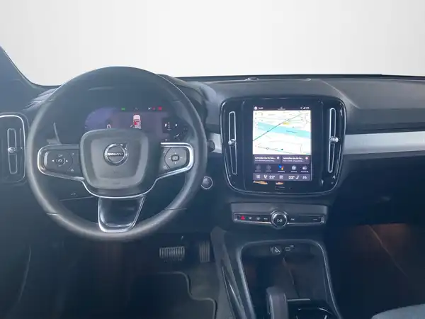 VOLVO C40 (8/22)