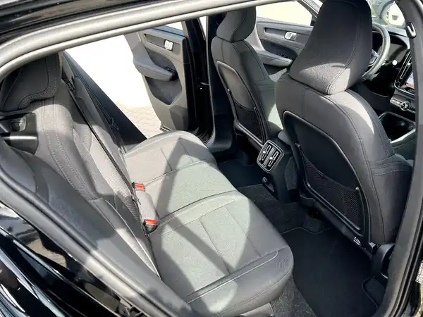 VOLVO C40 (16/28)