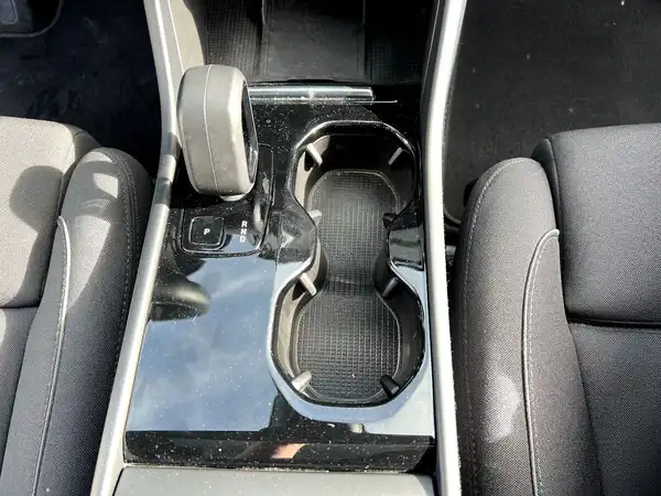 VOLVO C40 (24/28)