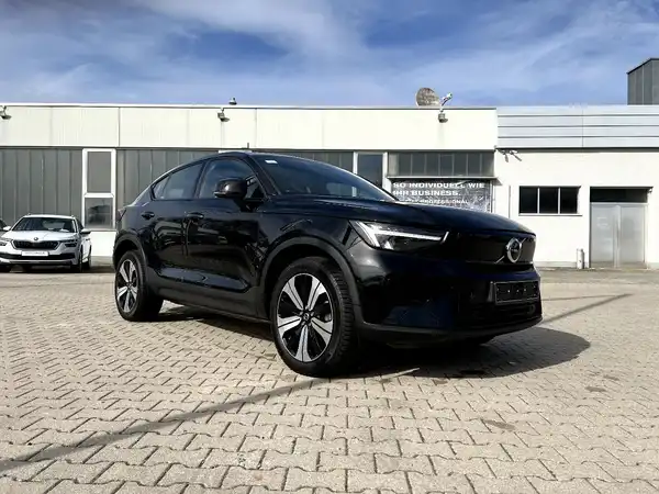 VOLVO C40 (5/28)