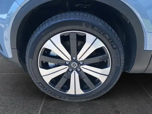 VOLVO C40 (15/22)