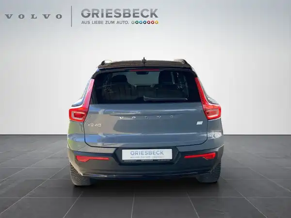 VOLVO C40 (4/22)