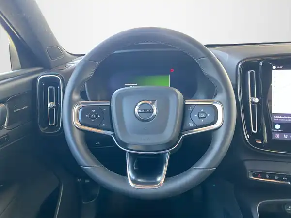 VOLVO C40 (10/22)