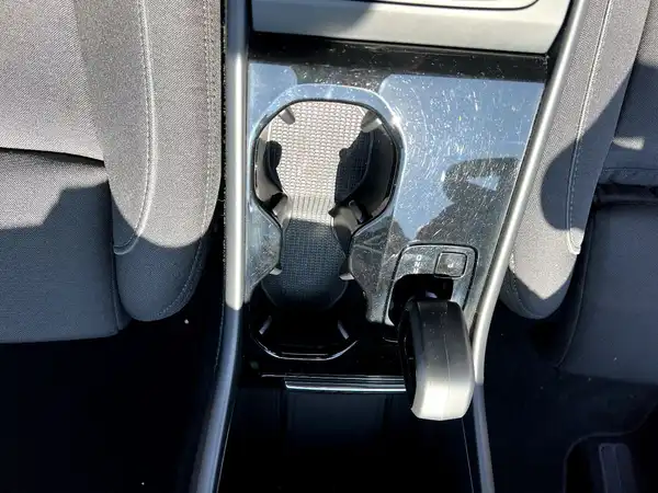 VOLVO C40 (23/28)