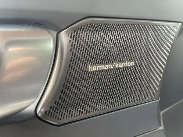VOLVO C40 (18/19)