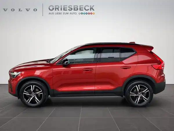 VOLVO C40 (2/23)
