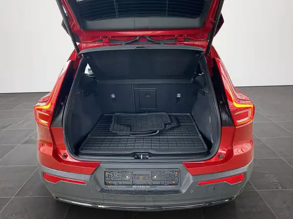 VOLVO C40 (14/23)