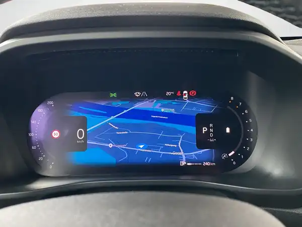 VOLVO C40 (16/23)