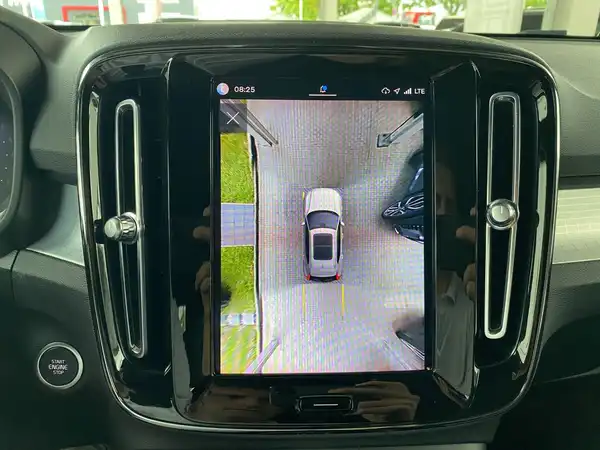 VOLVO C40 (20/23)
