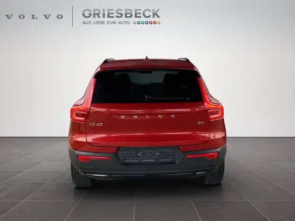 VOLVO C40 (4/23)