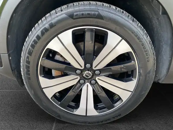 VOLVO C40 (15/22)