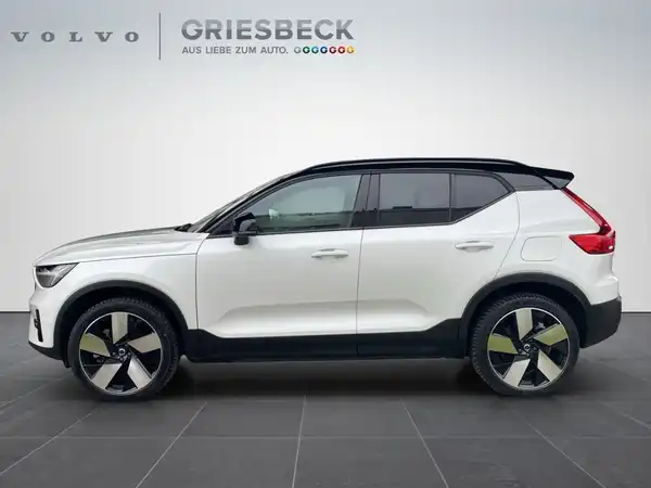 VOLVO C40 (3/24)