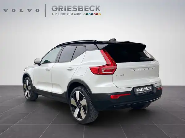 VOLVO C40 (4/24)