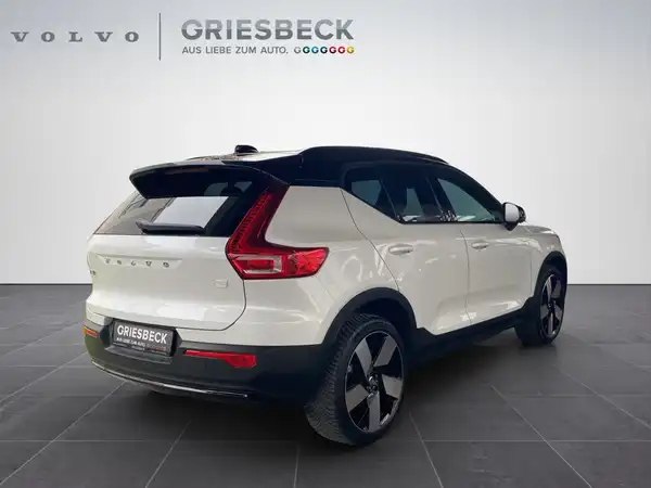 VOLVO C40 (6/24)