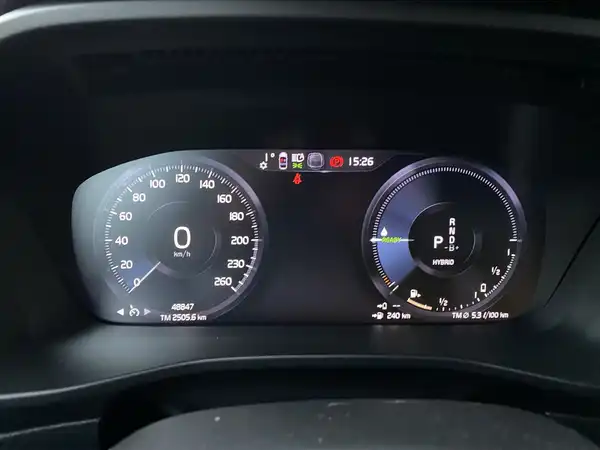 VOLVO C40 (16/20)