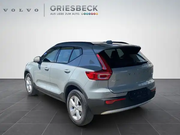VOLVO C40 (3/17)