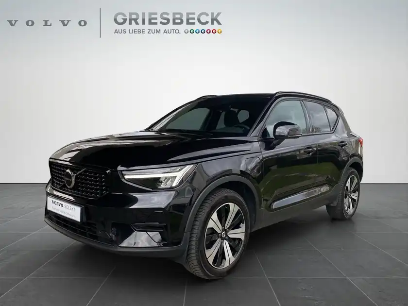 VOLVO C40 (1/22)