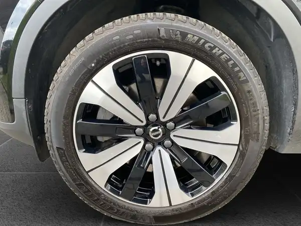 VOLVO C40 (15/22)