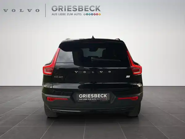 VOLVO C40 (4/22)