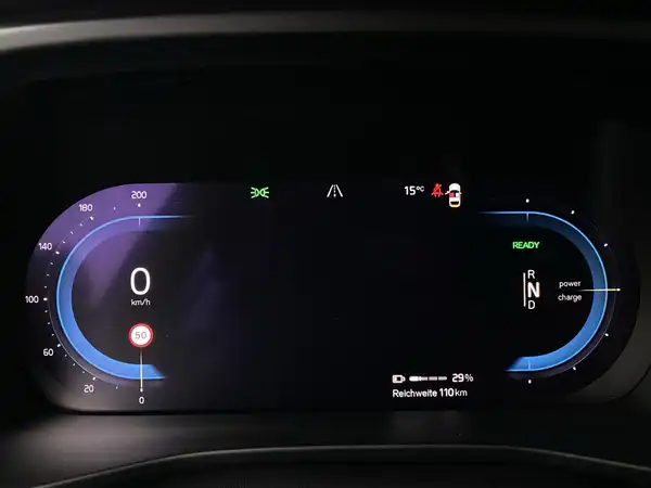 VOLVO C40 (17/20)