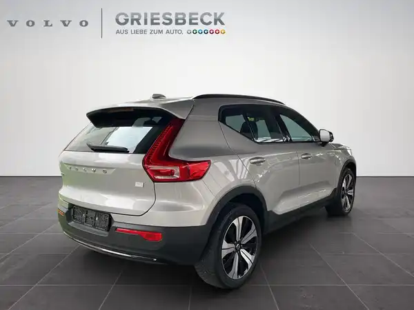 VOLVO C40 (6/20)