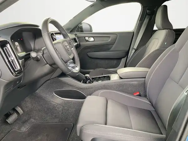 VOLVO C40 (7/18)