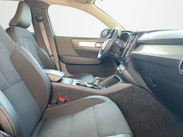 VOLVO C40 (12/20)