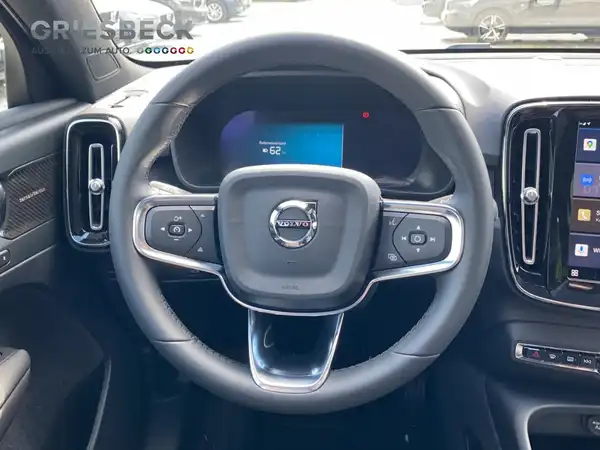 VOLVO C40 (12/19)