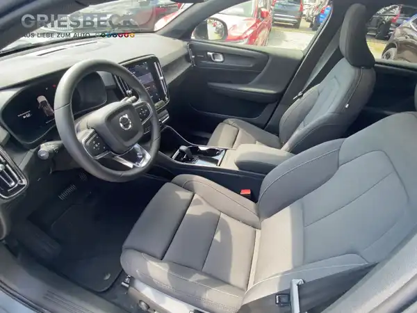 VOLVO C40 (9/19)