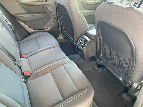 VOLVO C40 (13/20)