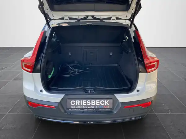 VOLVO C40 (14/20)