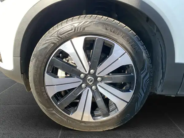 VOLVO C40 (15/20)