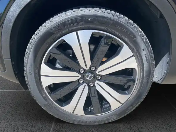 VOLVO C40 (15/20)