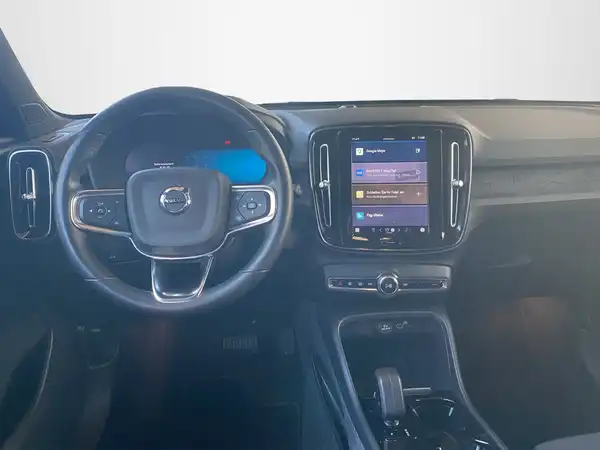VOLVO C40 (8/20)
