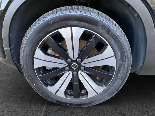 VOLVO C40 (15/21)