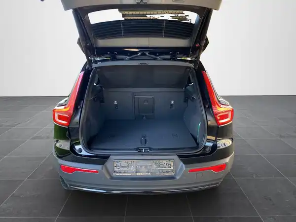 VOLVO C40 (14/21)