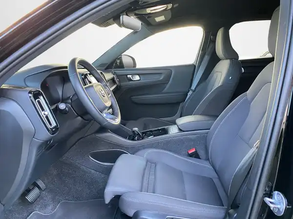 VOLVO C40 (7/21)