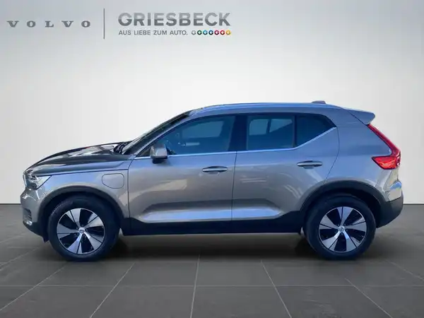 VOLVO C40 (2/20)