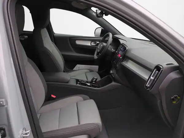 VOLVO C40 (14/20)